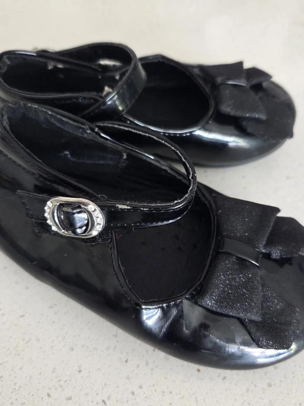 Girls' Black Patent Mary Jane Dress Shoes with Bow Laura Ashley Size 9 6.25in